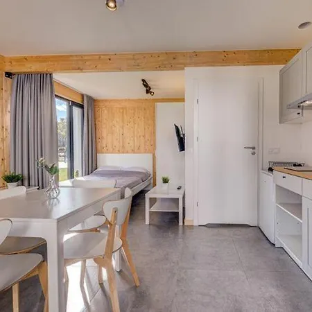 Near The Beach For 4 People In Prázdninový dům Pustkowo